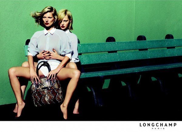 las-mejores-40-fotos-de-kate-moss-campaña-longchamp