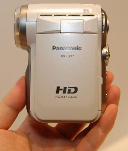 panasonic-hdc-sd7.jpg